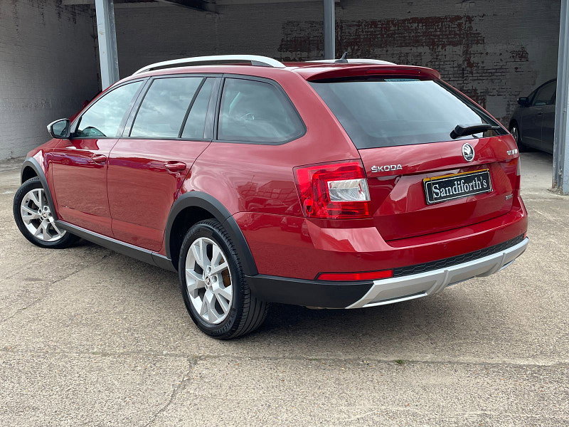 Skoda Octavia 2.0 TDI Scout Estate 5dr Diesel DSG 4WD Euro 6 (s/s) (184 ps) 5dr Automatic 2026