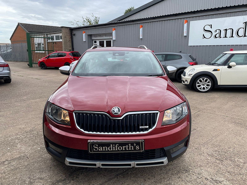Skoda Octavia 2.0 TDI Scout Estate 5dr Diesel DSG 4WD Euro 6 (s/s) (184 ps) 5dr Automatic 2026
