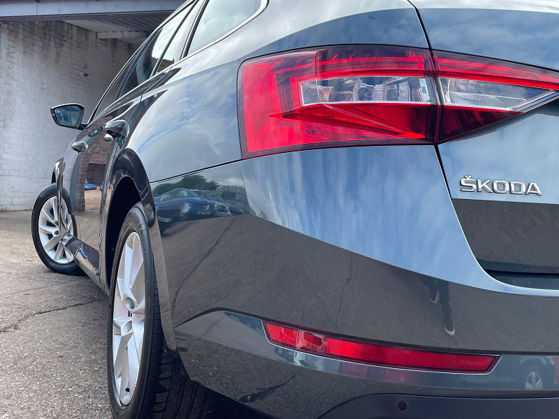 Skoda Superb 2.0 TDI SE Estate 5dr Diesel DSG Euro 6 (s/s) (150 ps) ONLY 1 FORMER KEEPER, 5 SERVICES 5dr Automatic 2026
