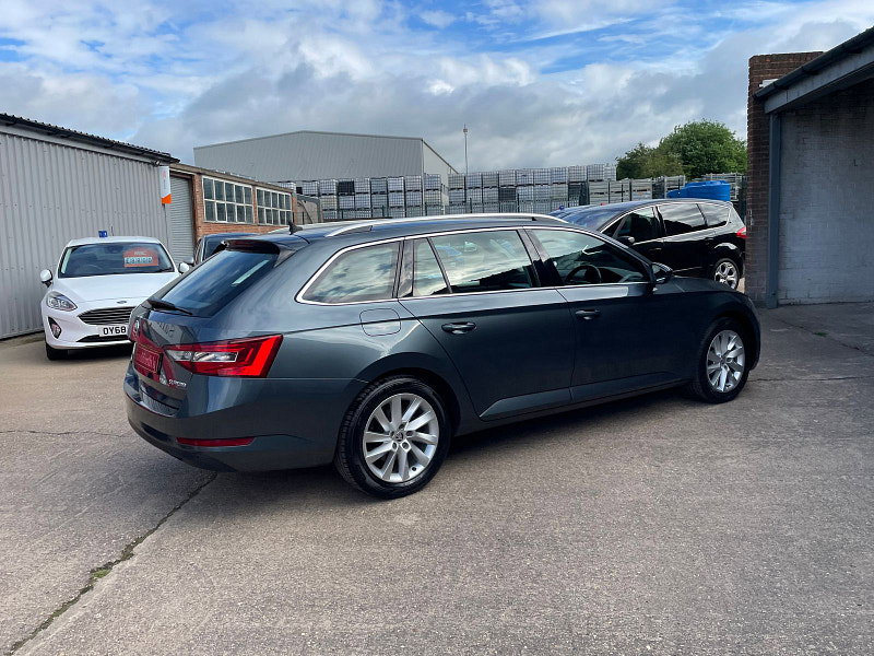 Skoda Superb 2.0 TDI SE Estate 5dr Diesel DSG Euro 6 (s/s) (150 ps) ONLY 1 FORMER KEEPER, 5 SERVICES 5dr Automatic 2026