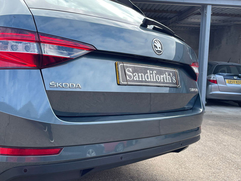 Skoda Superb 2.0 TDI SE Estate 5dr Diesel DSG Euro 6 (s/s) (150 ps) ONLY 1 FORMER KEEPER, 5 SERVICES 5dr Automatic 2026