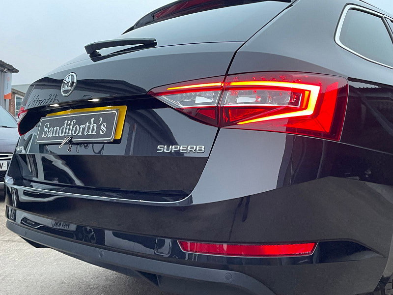 Skoda Superb 2.0 TDI SE L Executive Estate 5dr Diesel DSG Auto 6Spd Euro 6 (s/s) (190 ps) 5dr Automatic 2026
