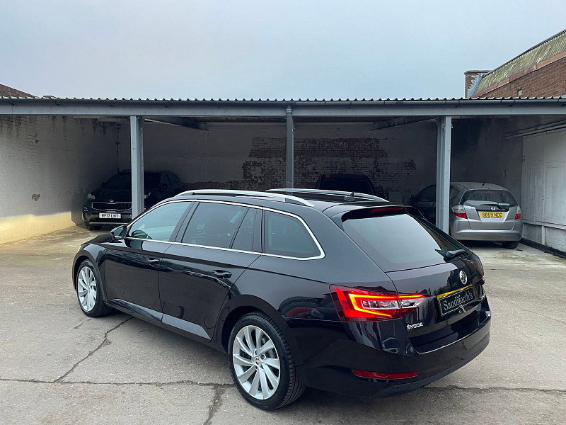 Skoda Superb 2.0 TDI SE L Executive Estate 5dr Diesel DSG Auto 6Spd Euro 6 (s/s) (190 ps) 5dr Automatic 2026