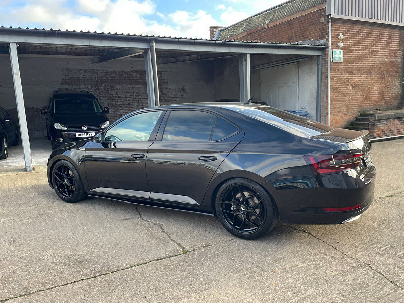 Skoda Superb 2.0 TDI SportLine Hatchback 5dr Diesel DSG Euro 6 (s/s) (150 ps) 5dr Automatic 2026