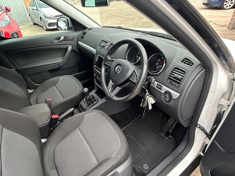 Skoda Yeti 1.2 TSI SE Outdoor 5dr Petrol Manual Euro 6 (s/s) (110 ps) 5dr Manual 2026