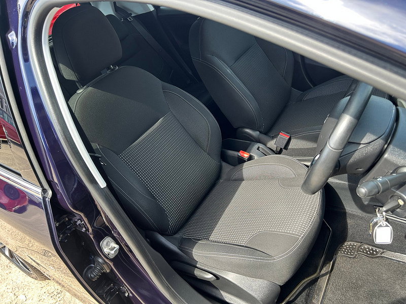 Peugeot 208 1.2 PureTech Tech Edition Hatchback 5dr Petrol EAT Euro 6 (s/s) (110 ps) 5dr Automatic 2026