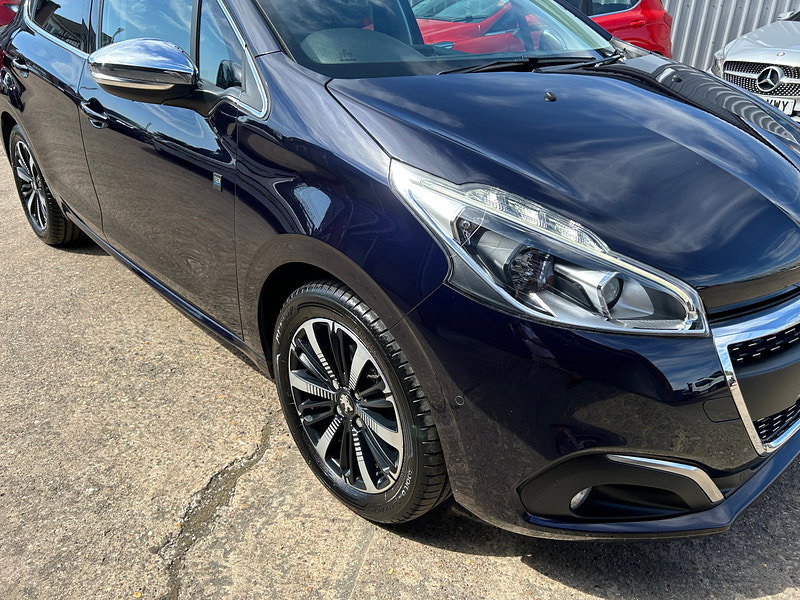 Peugeot 208 1.2 PureTech Tech Edition Hatchback 5dr Petrol EAT Euro 6 (s/s) (110 ps) 5dr Automatic 2026