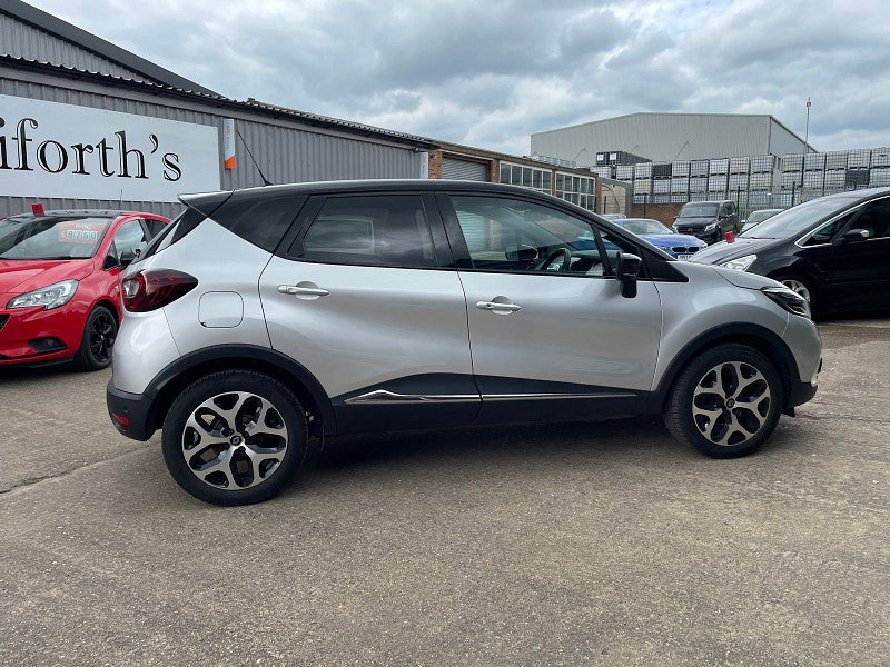 Renault Captur 0.9 TCe ENERGY GT Line SUV 5dr Petrol Manual Euro 6 (s/s) (90 ps) 5dr Manual 2026