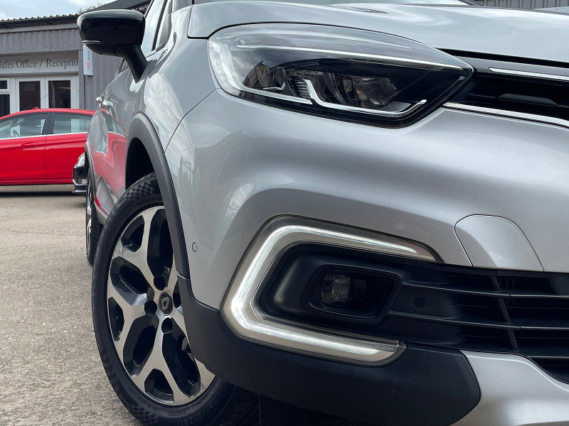 Renault Captur 0.9 TCe ENERGY GT Line SUV 5dr Petrol Manual Euro 6 (s/s) (90 ps) 5dr Manual 2026