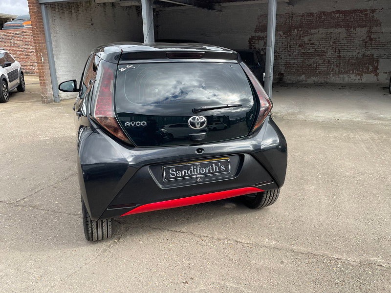 Toyota Aygo 1.0 VVT-i x Hatchback 5dr Petrol Manual Euro 6 (68 ps) 5dr Manual 2026