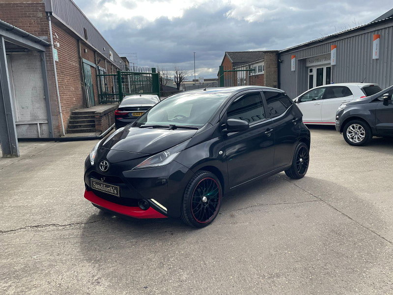 Toyota Aygo 1.0 VVT-i x Hatchback 5dr Petrol Manual Euro 6 (68 ps) 5dr Manual 2026