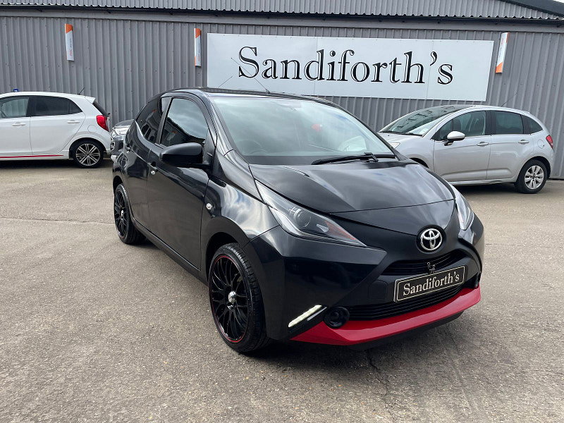 Toyota Aygo 1.0 VVT-i x Hatchback 5dr Petrol Manual Euro 6 (68 ps) 5dr Manual 2026