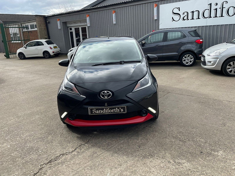 Toyota Aygo 1.0 VVT-i x Hatchback 5dr Petrol Manual Euro 6 (68 ps) 5dr Manual 2026