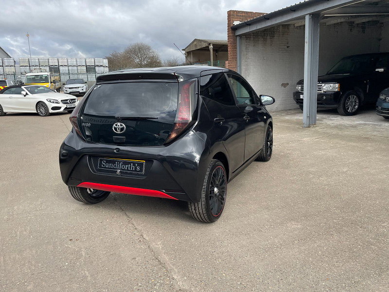 Toyota Aygo 1.0 VVT-i x Hatchback 5dr Petrol Manual Euro 6 (68 ps) 5dr Manual 2026