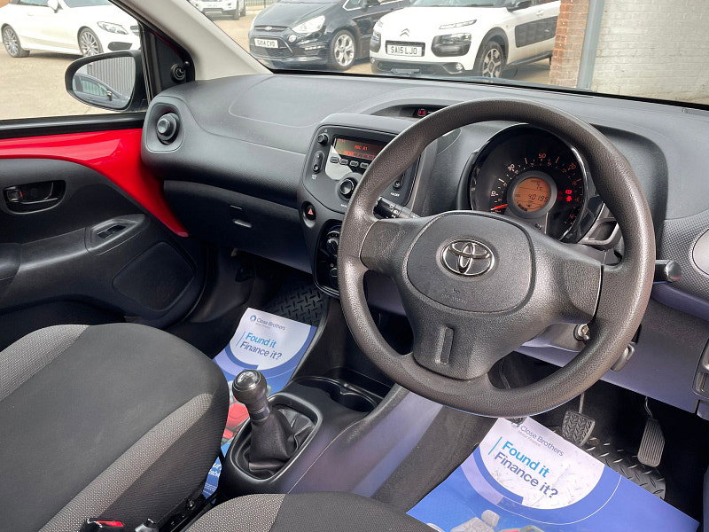 Toyota Aygo 1.0 VVT-i x Hatchback 5dr Petrol Manual Euro 6 (68 ps) 5dr Manual 2026