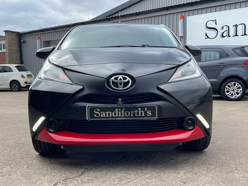 Toyota Aygo 1.0 VVT-i x Hatchback 5dr Petrol Manual Euro 6 (68 ps) 5dr Manual 2026