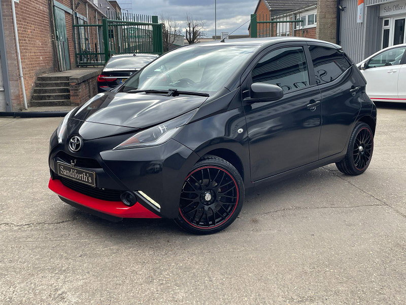 Toyota Aygo 1.0 VVT-i x Hatchback 5dr Petrol Manual Euro 6 (68 ps) 5dr Manual 2026