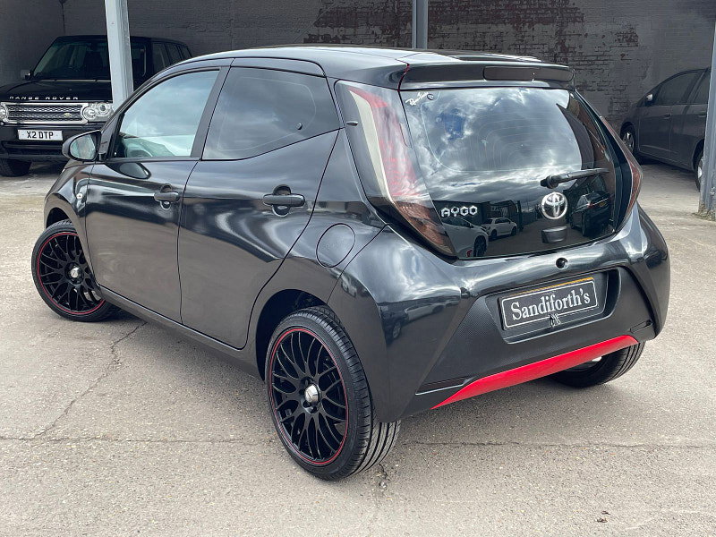 Toyota Aygo 1.0 VVT-i x Hatchback 5dr Petrol Manual Euro 6 (68 ps) 5dr Manual 2026
