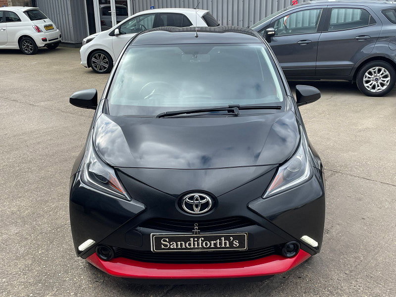 Toyota Aygo 1.0 VVT-i x Hatchback 5dr Petrol Manual Euro 6 (68 ps) 5dr Manual 2026