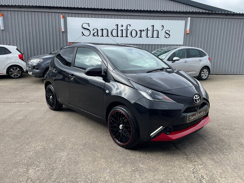 Toyota Aygo 1.0 VVT-i x Hatchback 5dr Petrol Manual Euro 6 (68 ps) 5dr Manual 2026