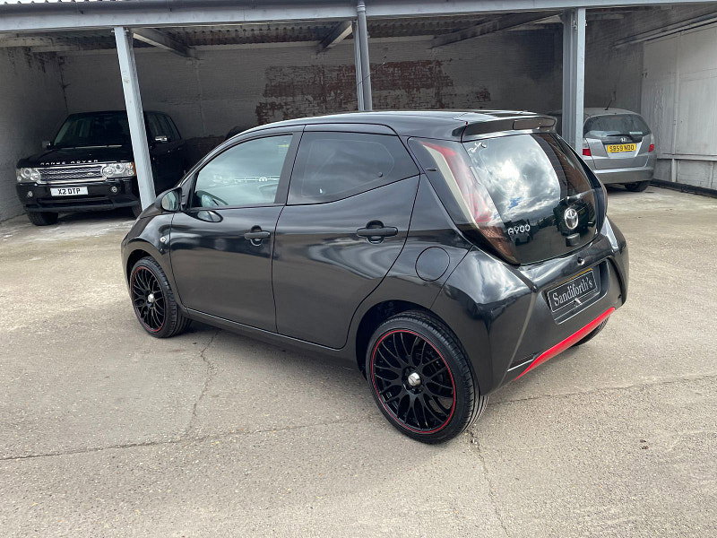 Toyota Aygo 1.0 VVT-i x Hatchback 5dr Petrol Manual Euro 6 (68 ps) 5dr Manual 2026