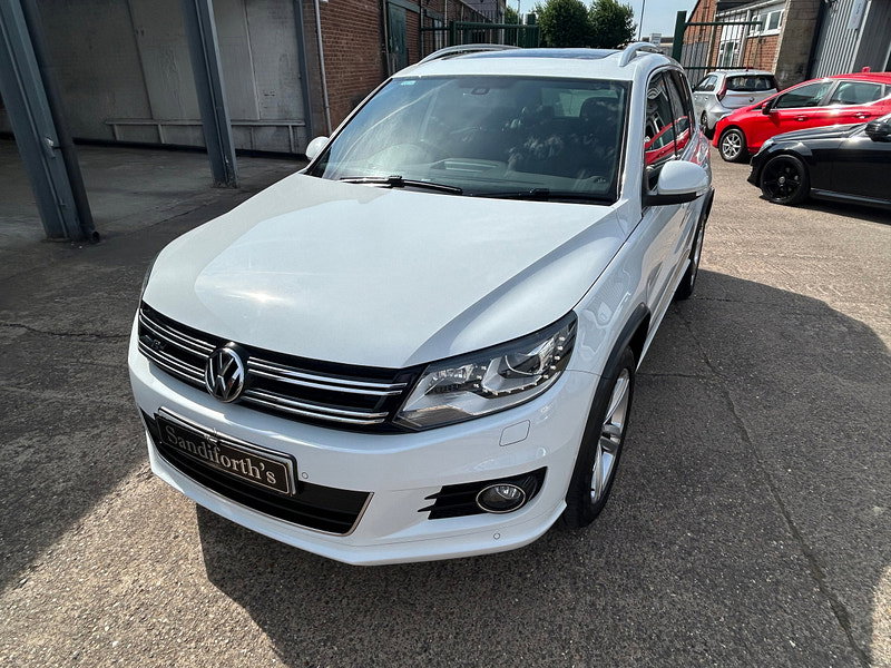 Volkswagen Tiguan 2.0 TDI BlueMotion Tech R-Line SUV 5dr Diesel DSG 4WD Euro 5 (s/s) (Nav) (140 ps) 5dr Automatic 2026