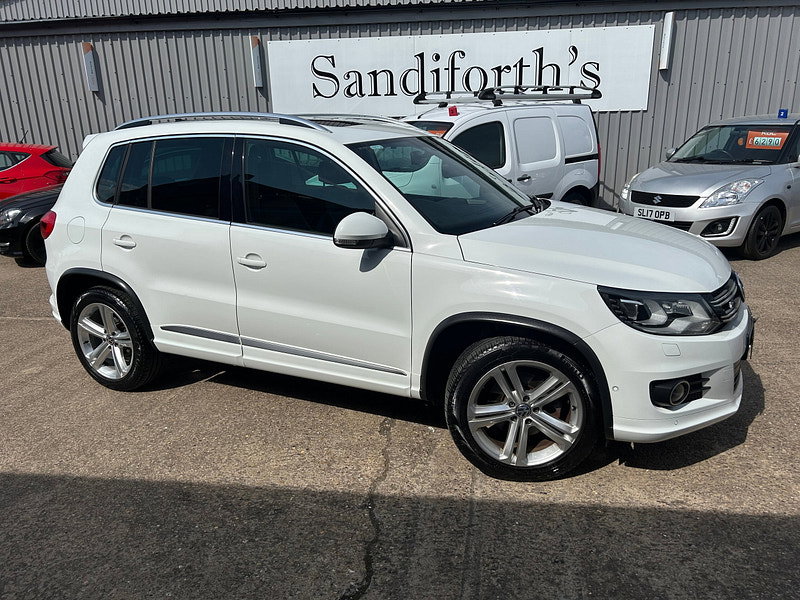 Volkswagen Tiguan 2.0 TDI BlueMotion Tech R-Line SUV 5dr Diesel DSG 4WD Euro 5 (s/s) (Nav) (140 ps) 5dr Automatic 2026