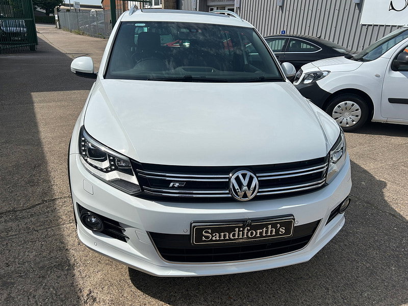 Volkswagen Tiguan 2.0 TDI BlueMotion Tech R-Line SUV 5dr Diesel DSG 4WD Euro 5 (s/s) (Nav) (140 ps) 5dr Automatic 2026
