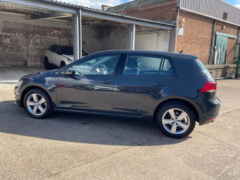 Volkswagen Golf 1.6 TDI BlueMotion Tech Match Edition Hatchback 5dr Diesel Manual Euro 6 (s/s) (110 ps) 5dr Manual 2026