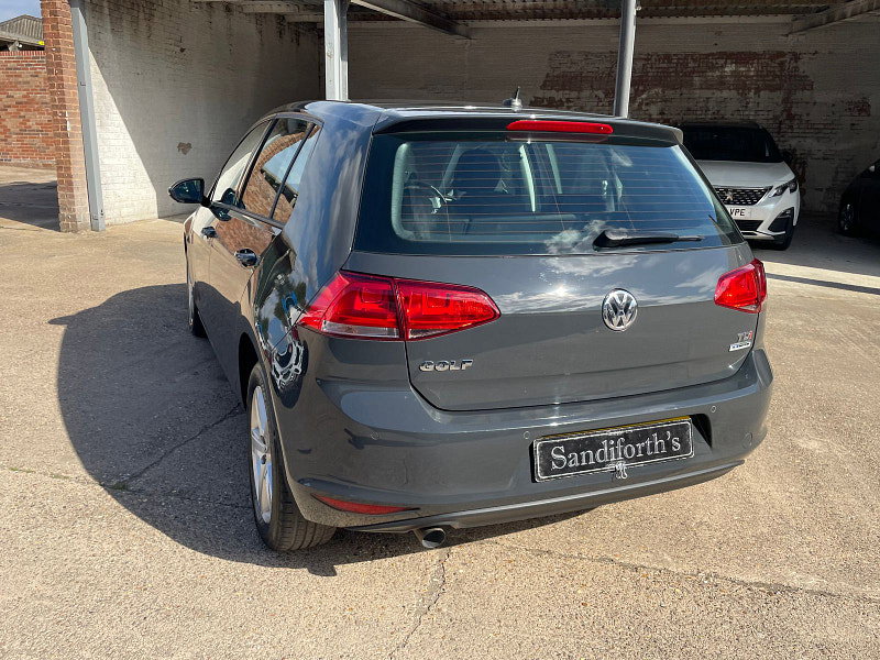 Volkswagen Golf 1.6 TDI BlueMotion Tech Match Edition Hatchback 5dr Diesel Manual Euro 6 (s/s) (110 ps) 5dr Manual 2026