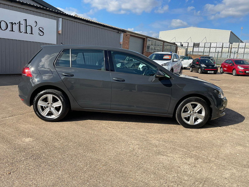 Volkswagen Golf 1.6 TDI BlueMotion Tech Match Edition Hatchback 5dr Diesel Manual Euro 6 (s/s) (110 ps) 5dr Manual 2026