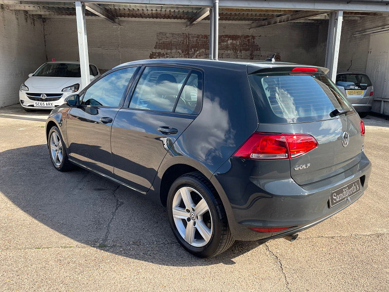 Volkswagen Golf 1.6 TDI BlueMotion Tech Match Edition Hatchback 5dr Diesel Manual Euro 6 (s/s) (110 ps) 5dr Manual 2026
