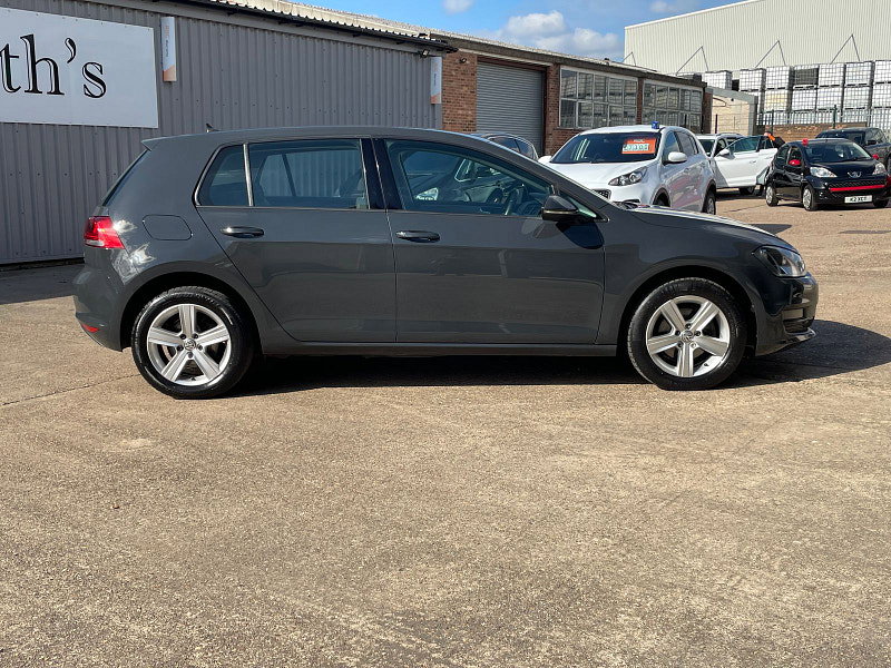 Volkswagen Golf 1.6 TDI BlueMotion Tech Match Edition Hatchback 5dr Diesel Manual Euro 6 (s/s) (110 ps) 5dr Manual 2026