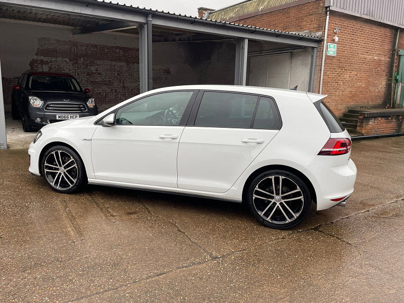 Volkswagen Golf 2.0 TDI BlueMotion Tech GTD Hatchback 5dr Diesel DSG Euro 6 (s/s) (184 ps) 5dr Automatic 2026