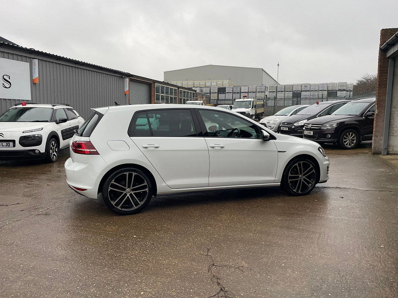 Volkswagen Golf 2.0 TDI BlueMotion Tech GTD Hatchback 5dr Diesel DSG Euro 6 (s/s) (184 ps) 5dr Automatic 2026