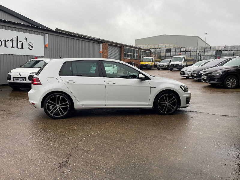 Volkswagen Golf 2.0 TDI BlueMotion Tech GTD Hatchback 5dr Diesel DSG Euro 6 (s/s) (184 ps) 5dr Automatic 2026
