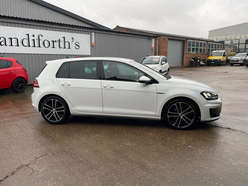 Volkswagen Golf 2.0 TDI BlueMotion Tech GTD Hatchback 5dr Diesel DSG Euro 6 (s/s) (184 ps) 5dr Automatic 2026