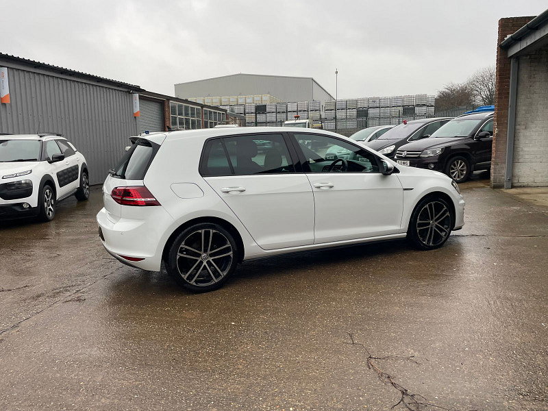 Volkswagen Golf 2.0 TDI BlueMotion Tech GTD Hatchback 5dr Diesel DSG Euro 6 (s/s) (184 ps) 5dr Automatic 2026