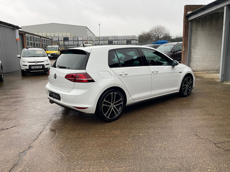 Volkswagen Golf 2.0 TDI BlueMotion Tech GTD Hatchback 5dr Diesel DSG Euro 6 (s/s) (184 ps) 5dr Automatic 2026