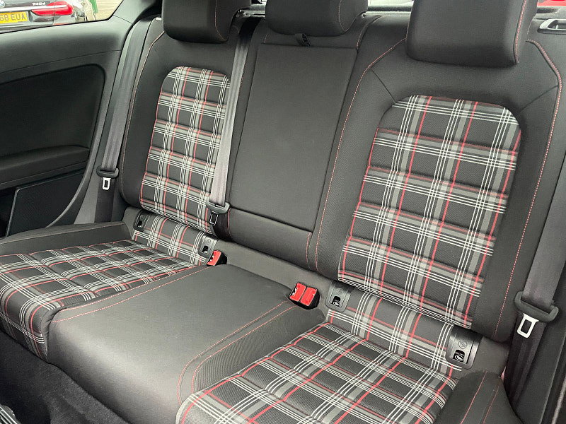 Volkswagen Golf 2.0 TSI GPF GTI Performance Hatchback 3dr Petrol DSG Euro 6 (s/s) (245 ps) 3dr Automatic 2026