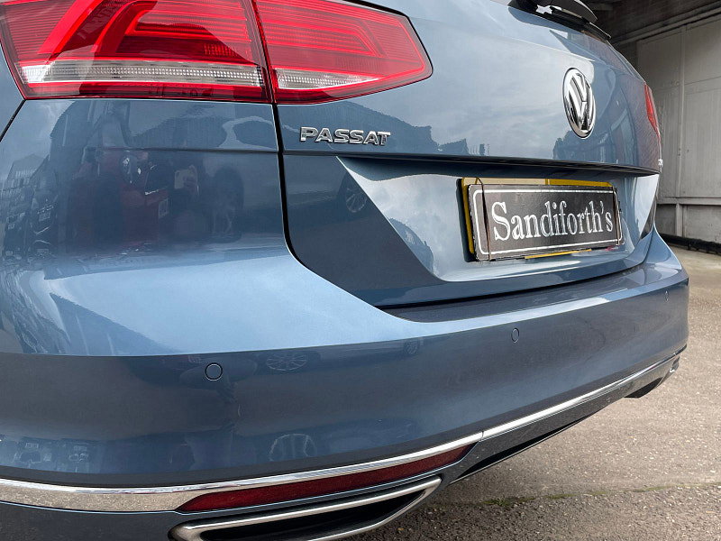 Volkswagen Passat 2.0 R LINE TDI BLUEMOTION TECHNOLOGY DSG 5d 188 BHP 5dr Automatic 2026