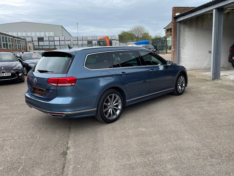 Volkswagen Passat 2.0 R LINE TDI BLUEMOTION TECHNOLOGY DSG 5d 188 BHP 5dr Automatic 2026