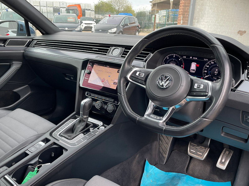 Volkswagen Passat 2.0 R LINE TDI BLUEMOTION TECHNOLOGY DSG 5d 188 BHP 5dr Automatic 2026