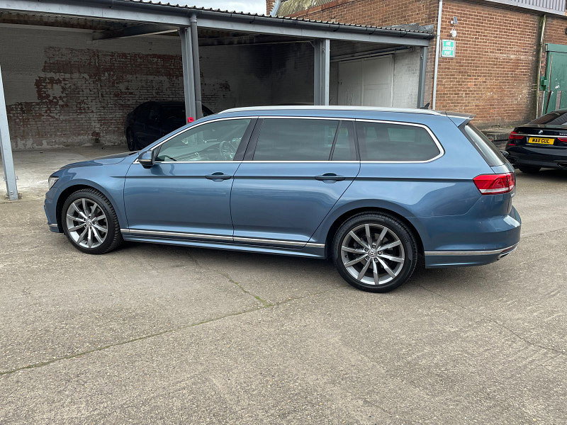 Volkswagen Passat 2.0 R LINE TDI BLUEMOTION TECHNOLOGY DSG 5d 188 BHP 5dr Automatic 2026
