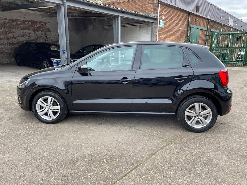 Volkswagen Polo 1.0 MATCH EDITION 5d 74 BHP ONLY 1 FORMER KEEPER, 3 SERVICES ONLY 32K, 3 SERVICES, ALLOYS, AC 5dr Manual 2026