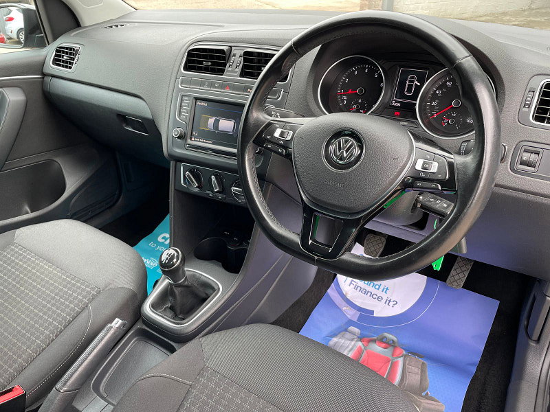 Volkswagen Polo 1.0 MATCH EDITION 5d 74 BHP ONLY 1 FORMER KEEPER, 3 SERVICES ONLY 32K, 3 SERVICES, ALLOYS, AC 5dr Manual 2026