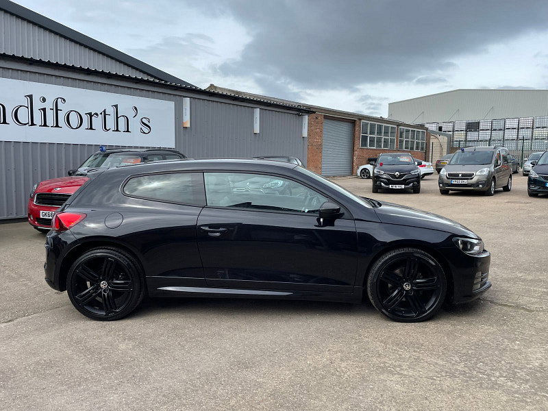 Volkswagen Scirocco 2.0 R LINE TDI BLUEMOTION TECHNOLOGY DSG 2d 148 BHP 7 SERVICES 63K CAM BELT REPLACED, BLACK ALLOYS 3dr Automatic 2026