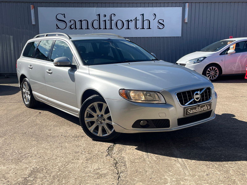 Volvo V70 2.0D SE Estate 5dr Diesel Manual Euro 4 (136 ps) 5dr Manual 2026