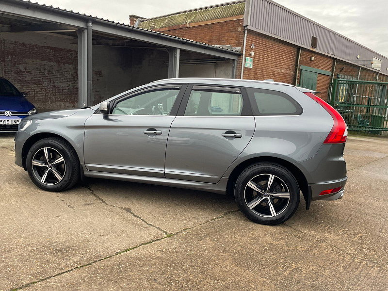 Volvo XC60 2.4 D5 R-Design Lux Nav SUV 5dr Diesel Auto AWD Euro 6 (s/s) (220 ps) 5dr Automatic 2026