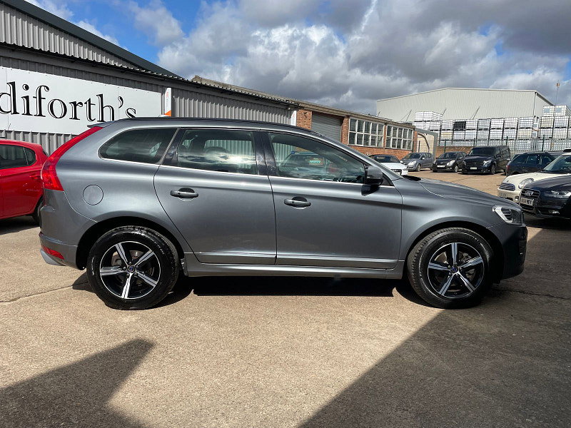 Volvo XC60 2.4 D5 R-Design Nav SUV 5dr Diesel Auto AWD Euro 6 (s/s) (220 ps) 5dr Automatic 2026